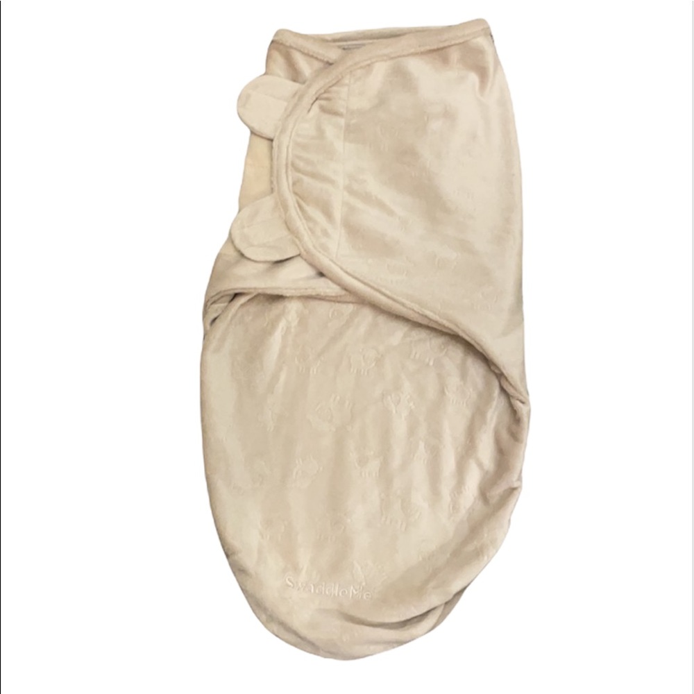 🟣2/$10 Super cute super soft swaddle me swaddle